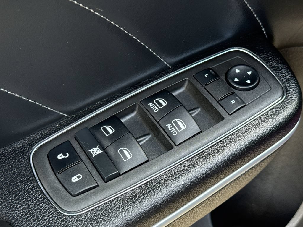 Used 2022 Dodge Charger Scat Pack RWD image 19