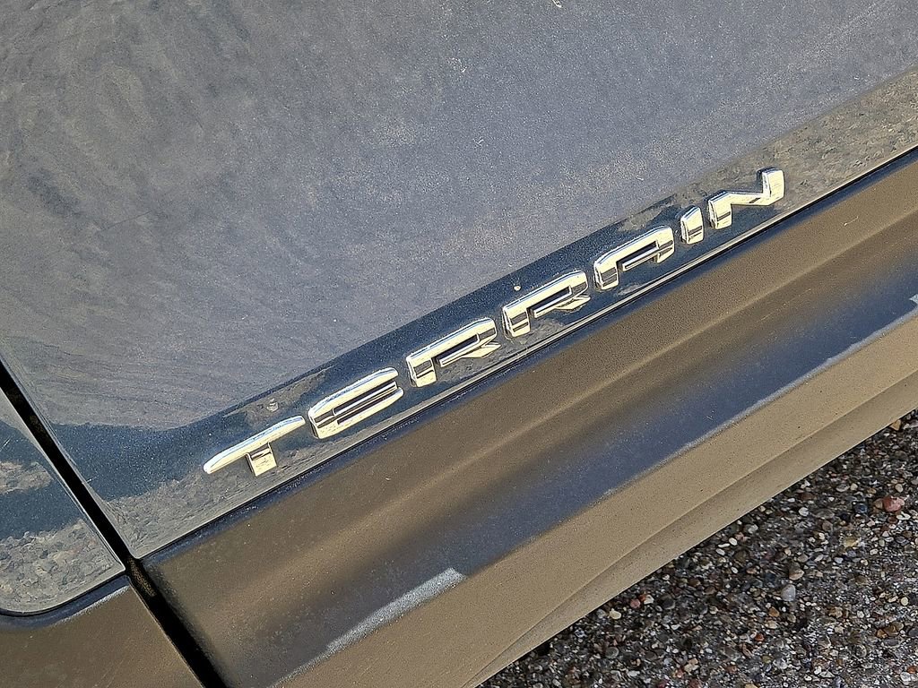 Used 2024 GMC Terrain SLE w/ Driver Convenience Package image 11