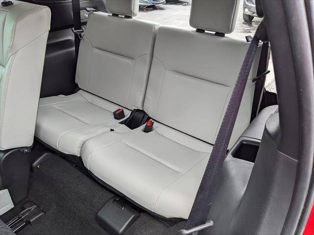 Used 2022 Mitsubishi Outlander SEL FWD image 16