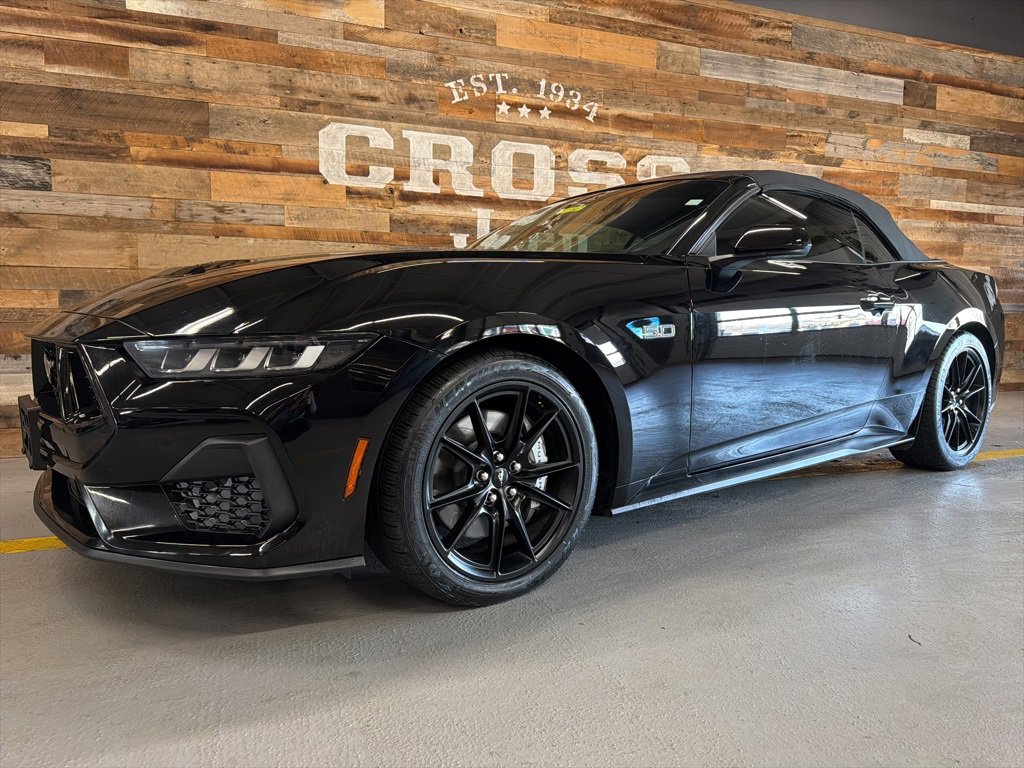 Used 2024 Ford Mustang GT Premium image 15