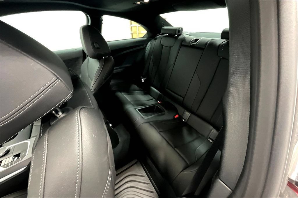 New 2025 BMW 230i Coupe w/ Convenience Package RWD image 18