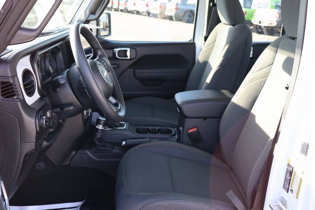 New 2026 Jeep Gladiator Sport image 5