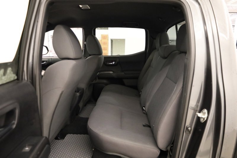Used 2019 Toyota Tacoma TRD Off-Road w/ Four Season Floor Mat Package image 35