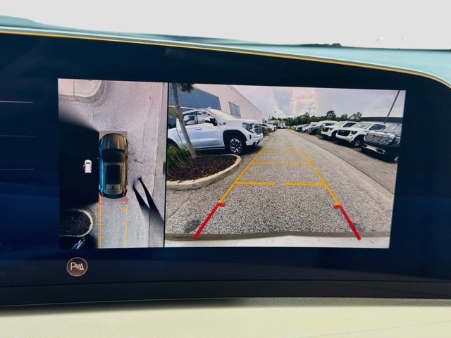 Certified 2025 Cadillac XT4 Premium Luxury FWD image 13