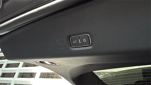 New 2026 Lincoln Navigator Black Label image 18