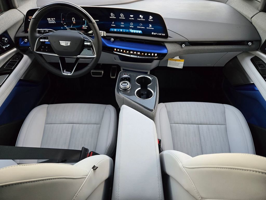 New 2026 Cadillac Optiq Luxury 2 w/ LPO, Floor Liner Package image 13