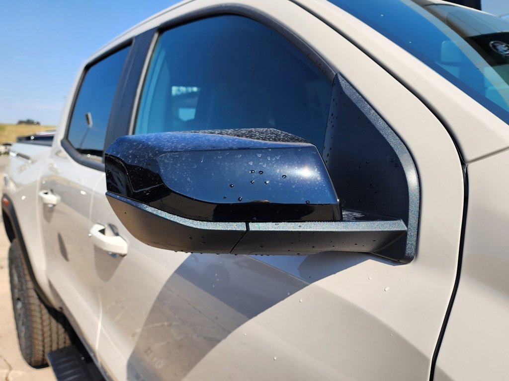 New 2026 GMC Canyon AT4 image 11