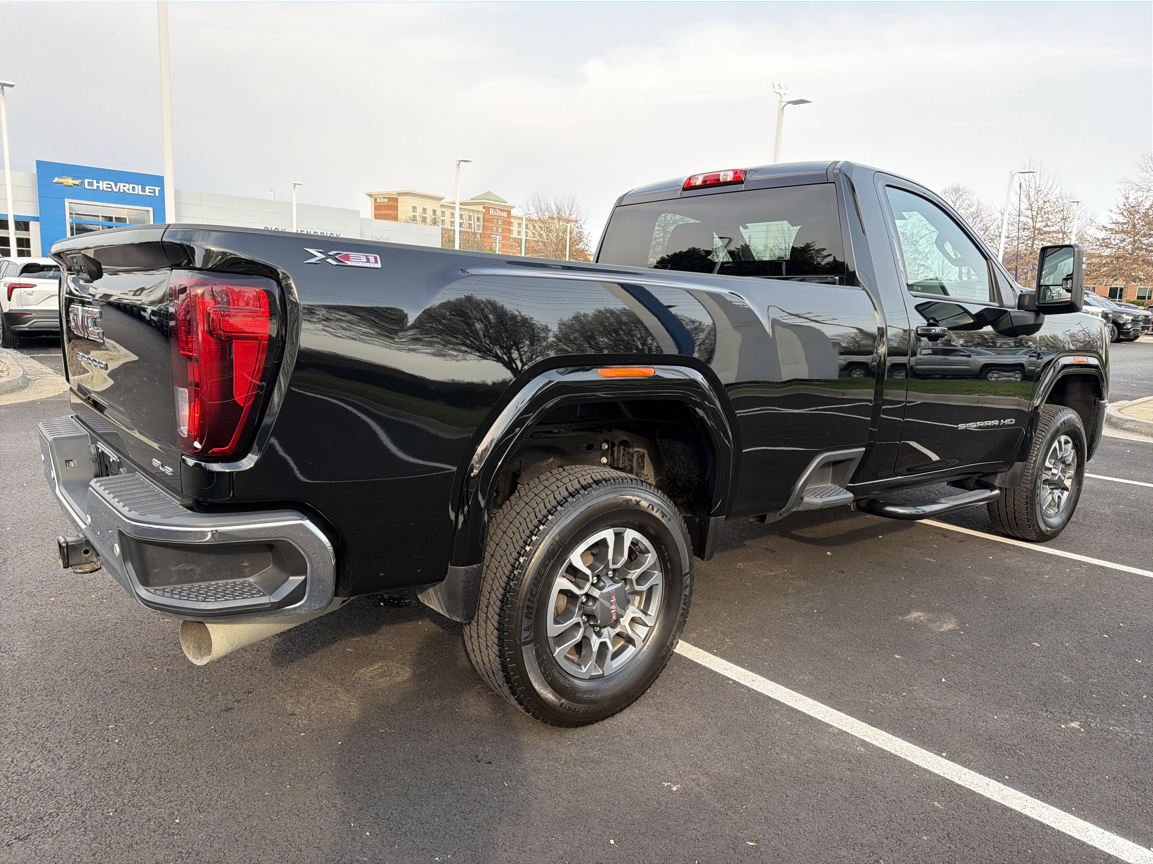 Used 2024 GMC Sierra 2500 SLE w/ Max Trailering Package image 10