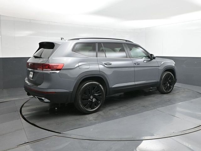 New 2026 Volkswagen Atlas SE image 11