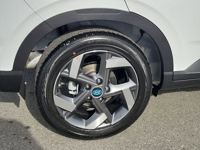 New 2026 Hyundai Venue SEL FWD image 25