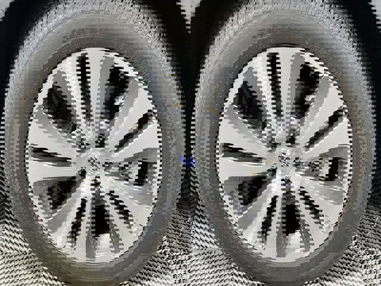 Used 2020 Subaru Ascent Limited w/ Popular Package #2A image 13