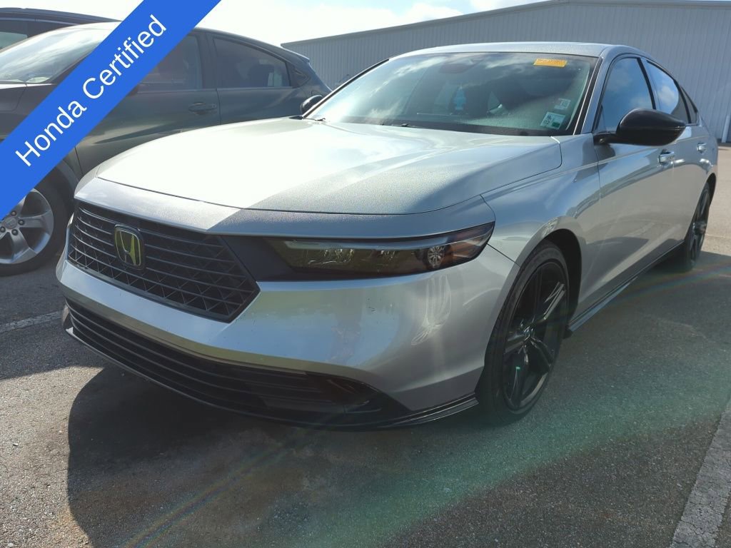 Used 2024 Honda Accord Sport image 1