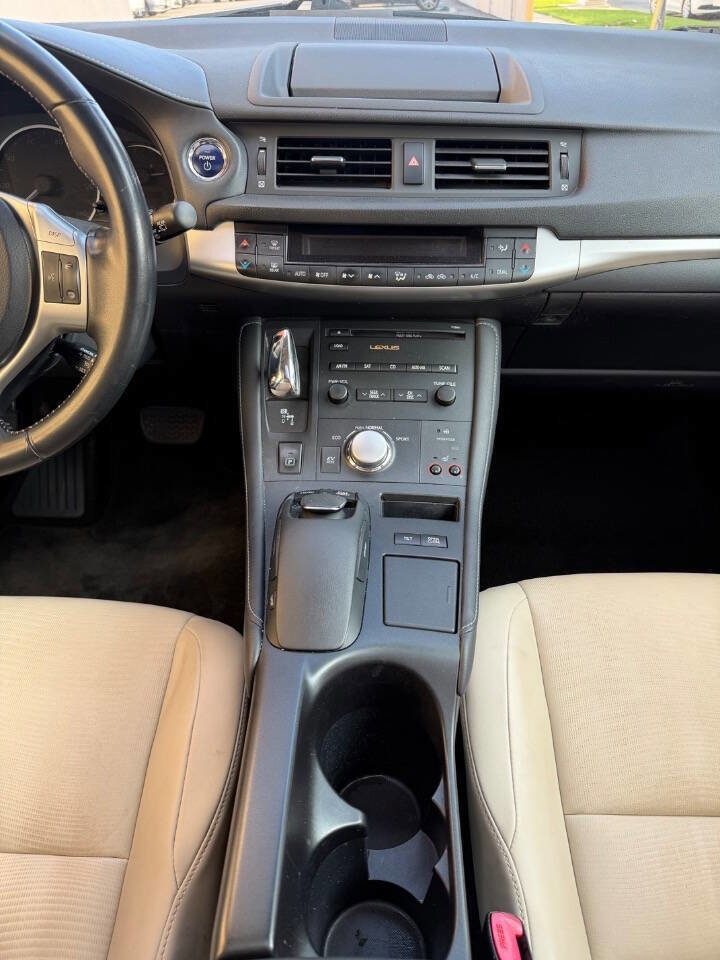 Used 2012 Lexus CT 200h Premium w/ Premium Audio Pkg image 10