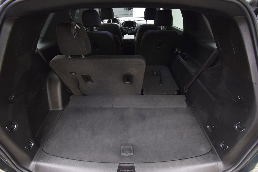 Used 2023 Chevrolet Traverse LT image 30