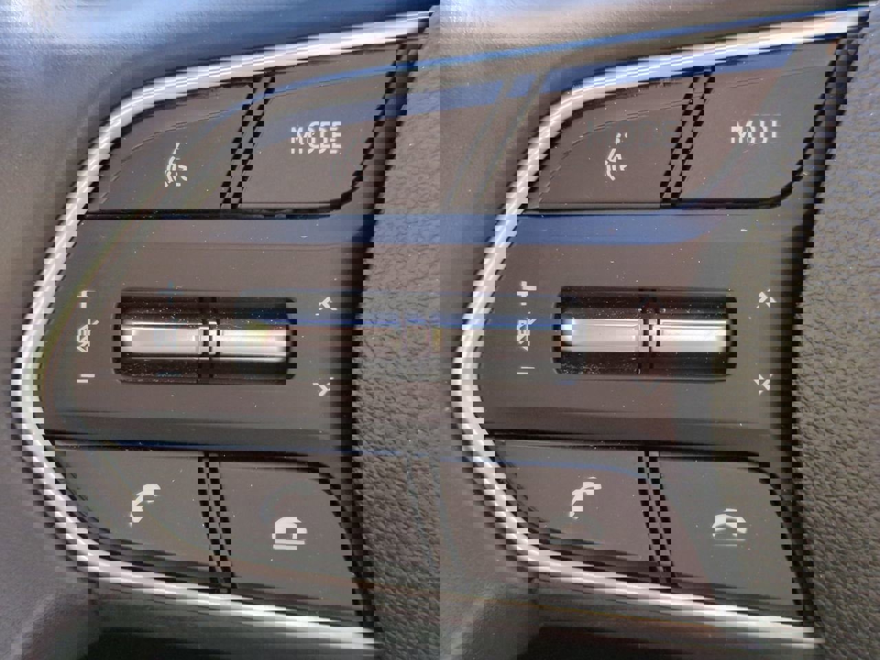 Used 2019 Hyundai Santa Fe Limited image 25