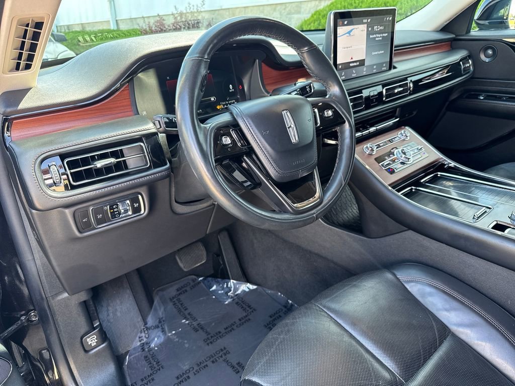 Used 2023 Lincoln Aviator Reserve AWD/4WD image 12