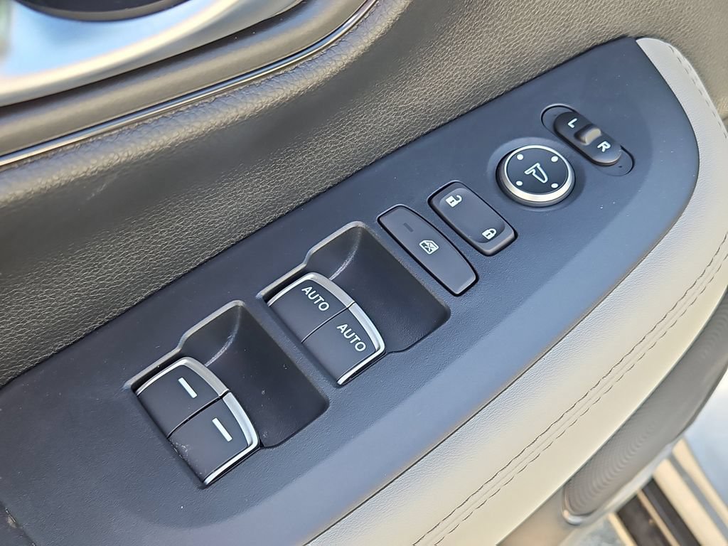 New 2027 Honda HR-V EX-L image 17