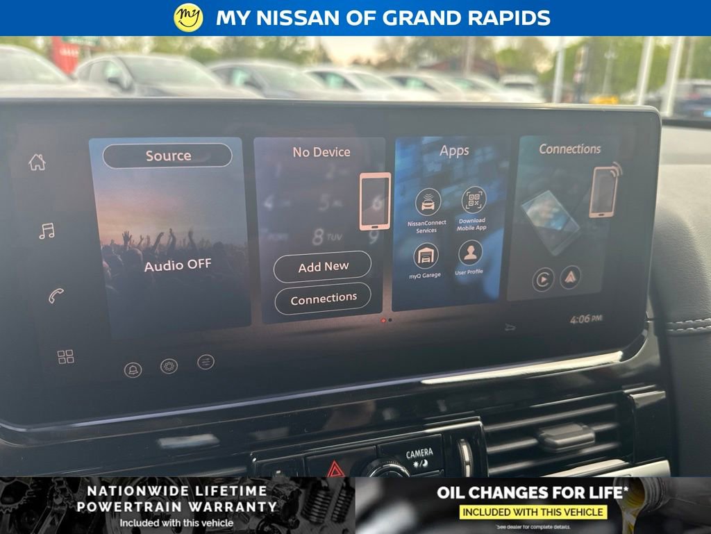 New 2026 Nissan Pathfinder Platinum AWD/4WD image 24