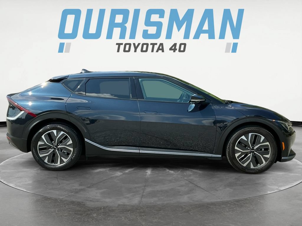 Used 2024 Kia EV6 Light AWD/4WD image 8