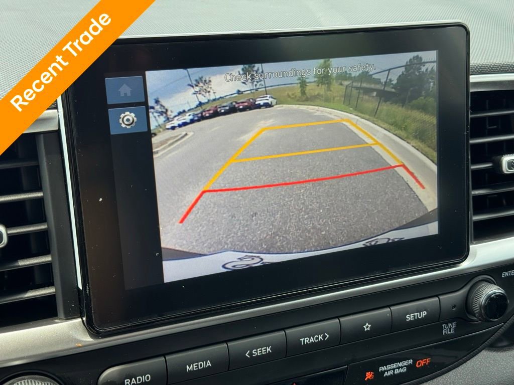 Used 2025 Hyundai Venue SEL image 4