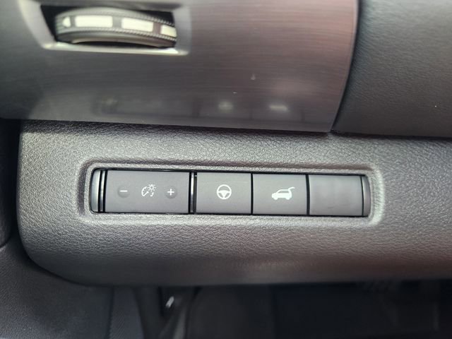 Used 2025 Nissan Pathfinder Rock Creek image 21