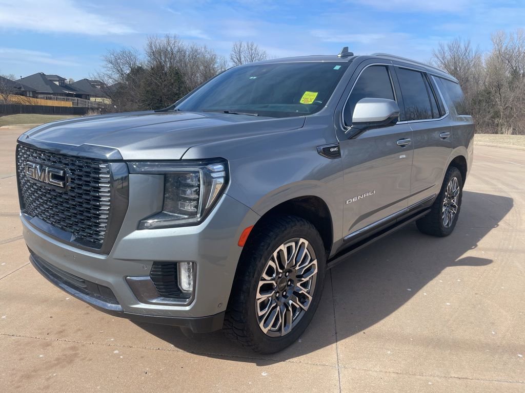 Used 2023 GMC Yukon Denali Ultimate w/ LPO, Floor Liner Package