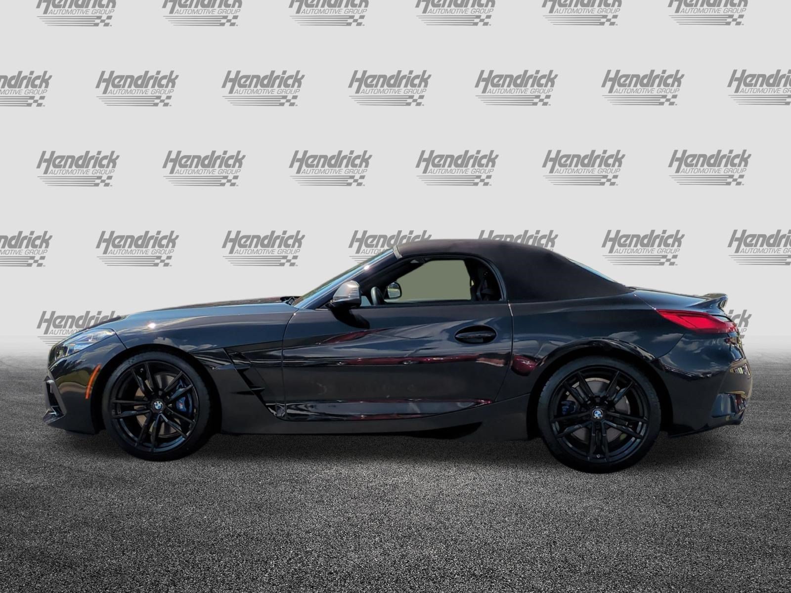Used 2022 BMW Z4 M40i w/ Premium Package RWD image 7
