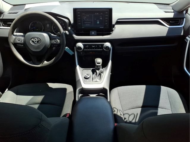 Used 2021 Toyota RAV4 LE AWD/4WD image 21
