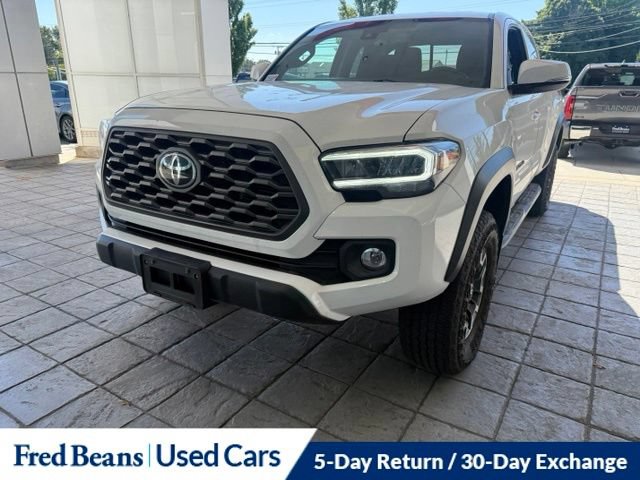 Used 2020 Toyota Tacoma TRD Off-Road w/ TRD Premium Off Road Package AWD/4WD image 20