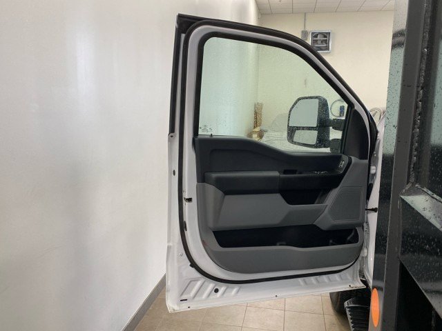 Used 2023 Ford F350 XL w/ Snow Plow Prep Package image 10