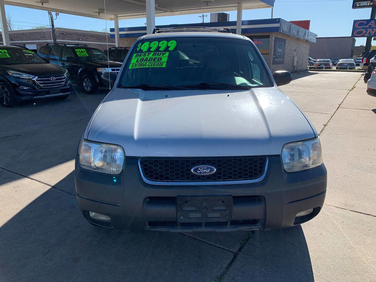 Used 2002 Ford Escape XLT image 2