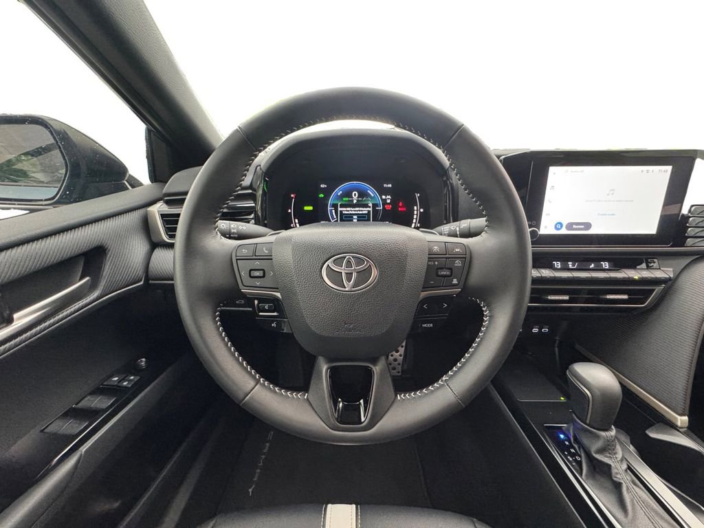 Used 2026 Toyota Camry SE w/ Convenience Package FWD image 13
