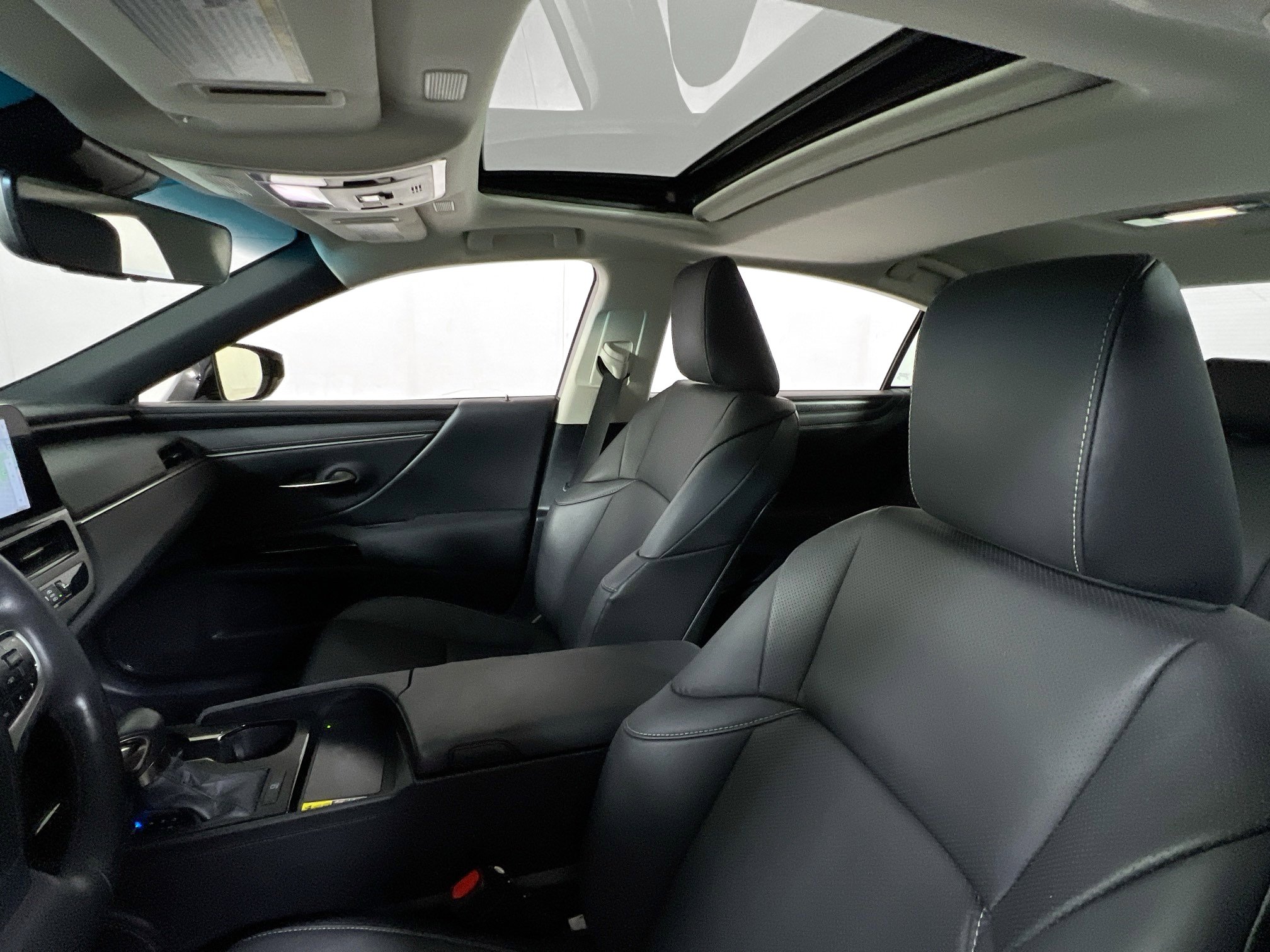 Used 2023 Lexus ES 350 w/ Premium Package image 22