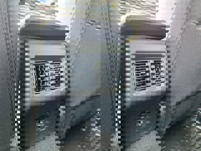 Used 2025 Toyota Camry LE w/ Convenience Package FWD image 22