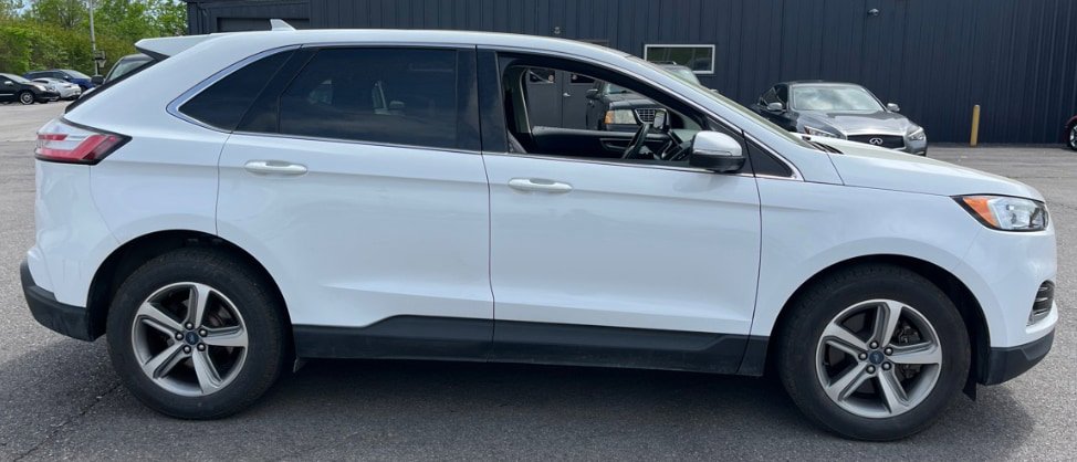 Used 2019 Ford Edge SEL w/ Equipment Group 201A image 9