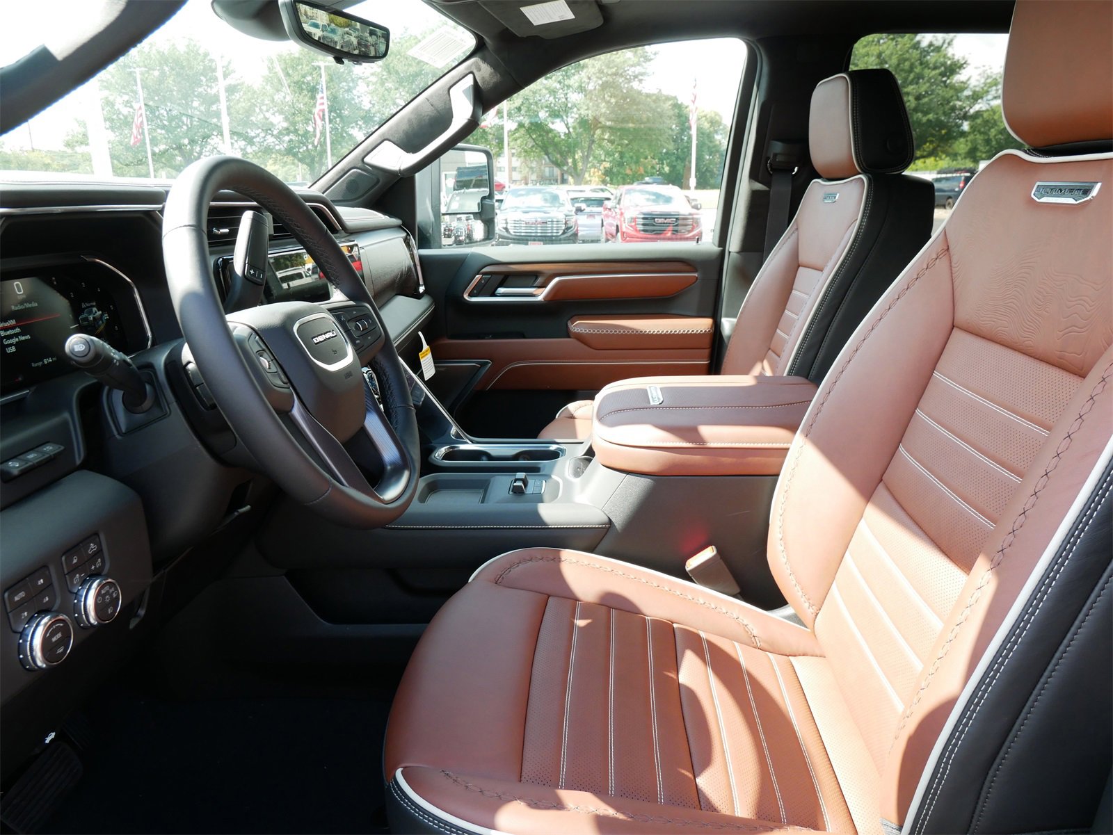 New 2026 GMC Sierra 2500 Denali Ultimate w/ Max Trailering Package image 5