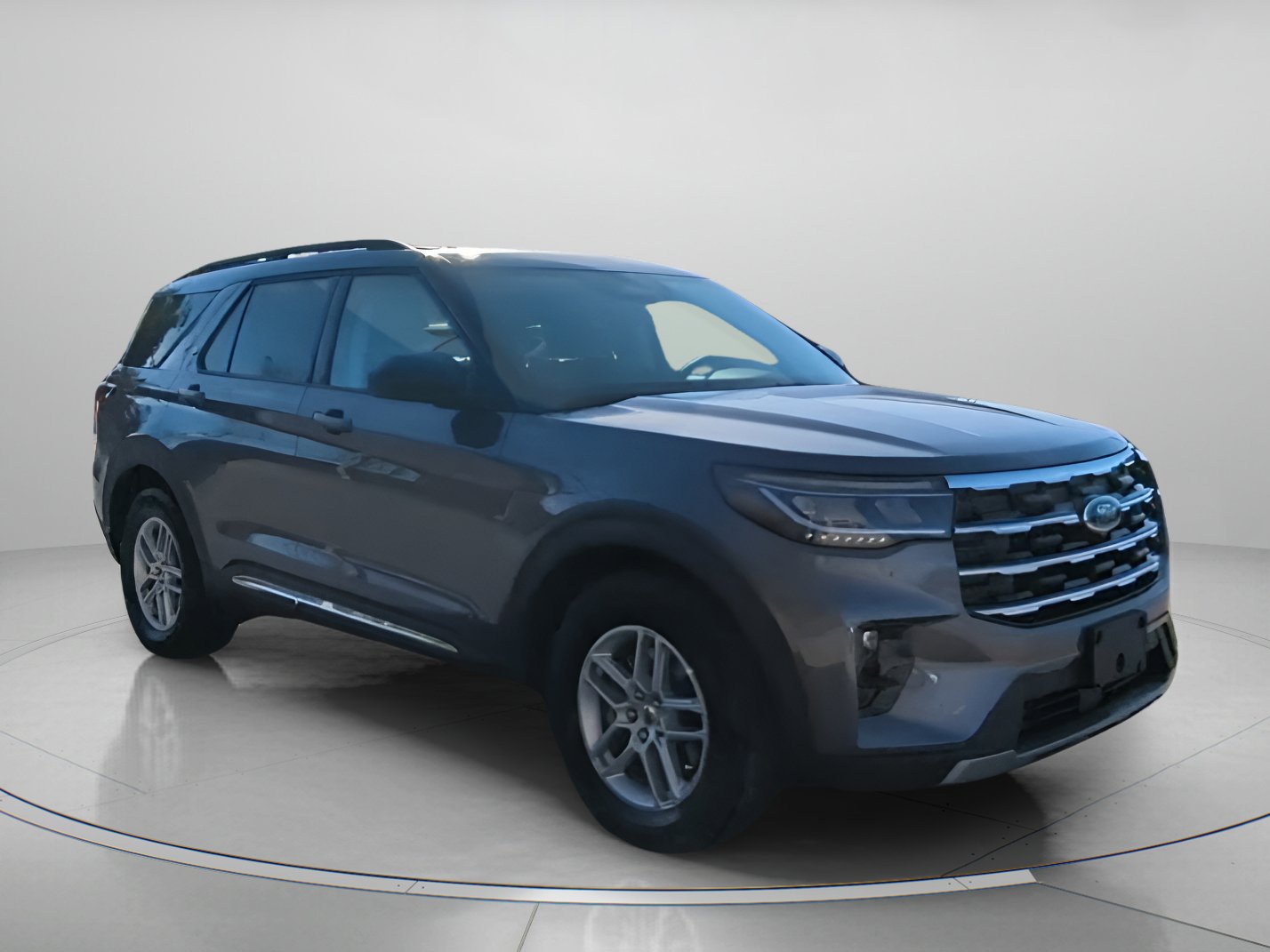 New 2025 Ford Explorer Active w/ Active Comfort Package image 2