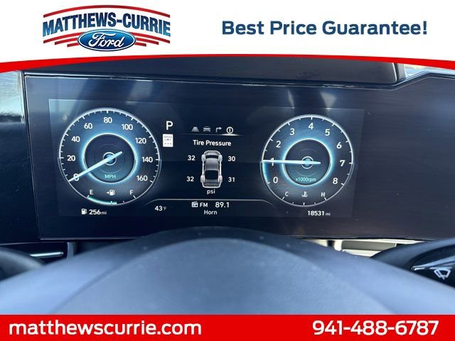 Used 2025 Hyundai Elantra SEL image 14