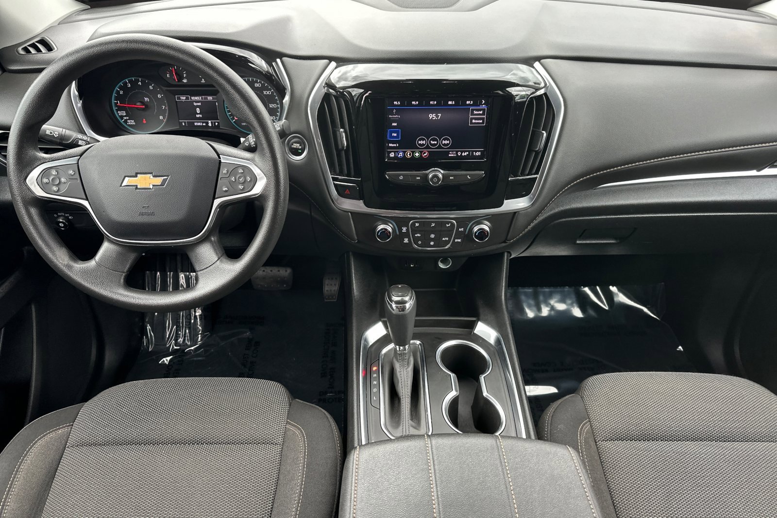 Used 2020 Chevrolet Traverse LS image 16