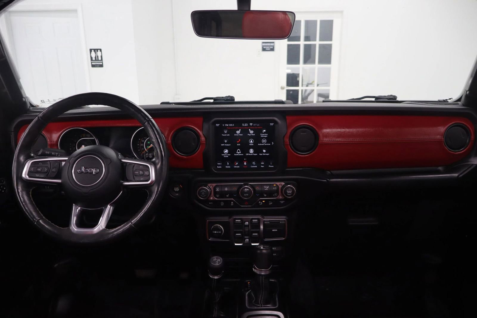 Used 2019 Jeep Wrangler Unlimited Sahara w/ Quick Order Package 24M Moab AWD/4WD image 35