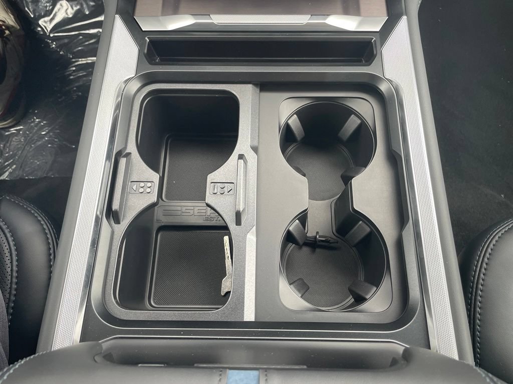 New 2026 Ford F350 Platinum w/ FX4 Off-Road Package AWD/4WD image 25