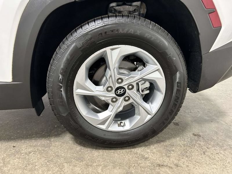 Used 2022 Hyundai Tucson SEL FWD image 7