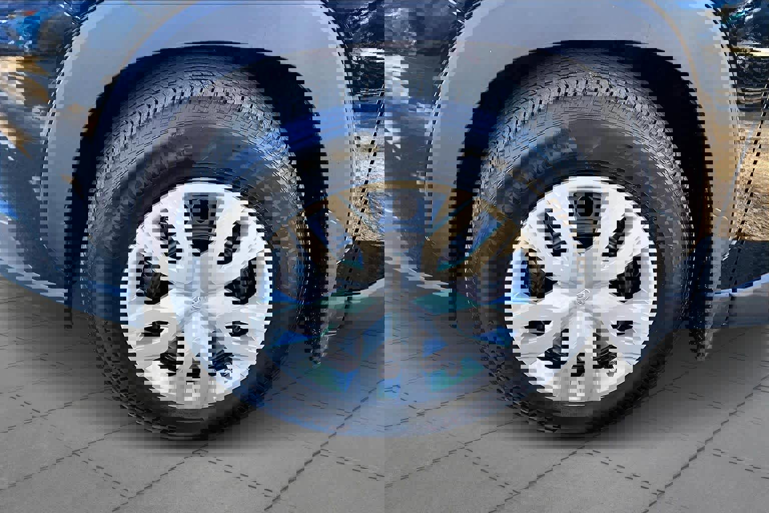 Certified 2023 Toyota Corolla Cross L image 11