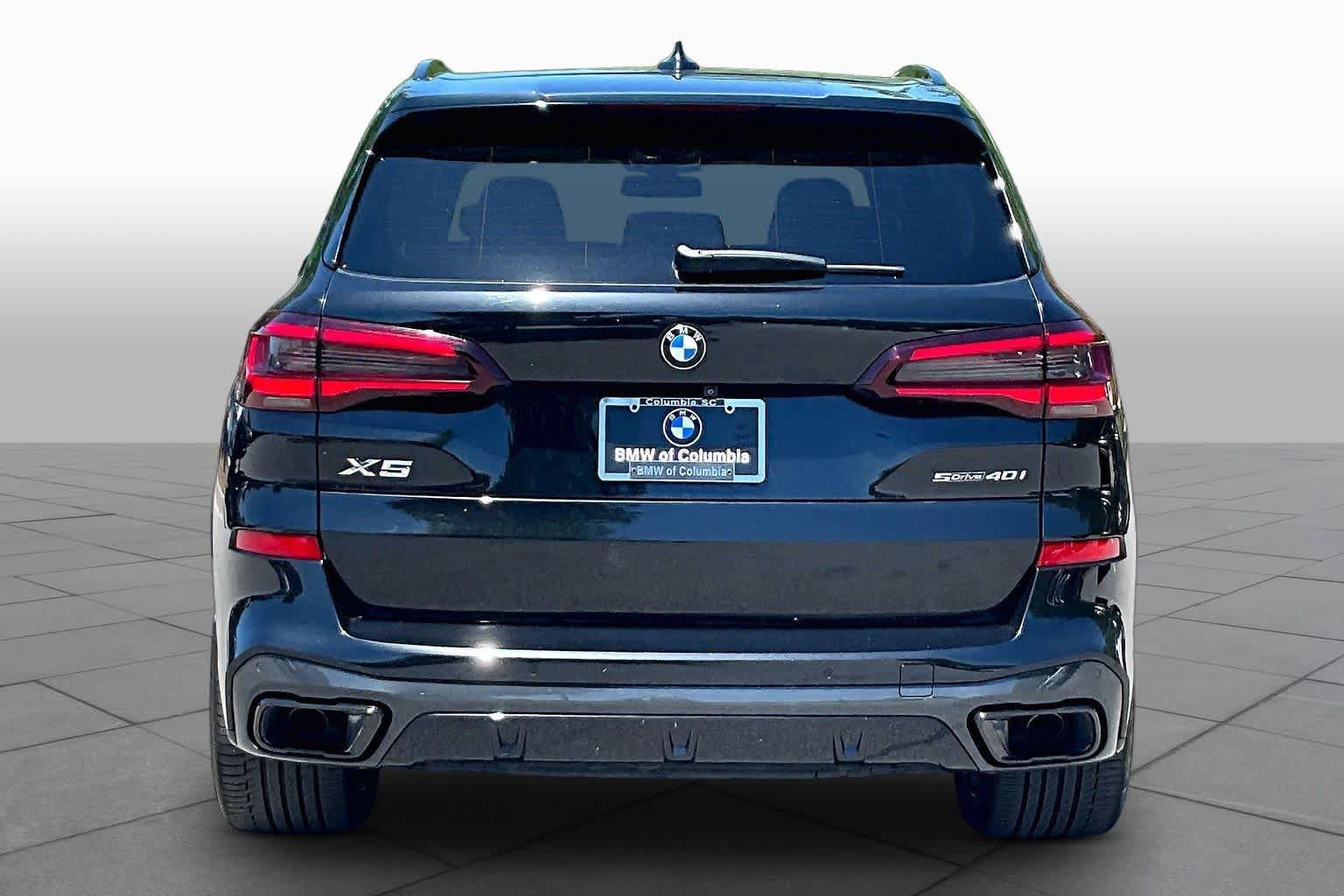 Used 2022 BMW X5 sDrive40i w/ M Sport Package RWD image 4