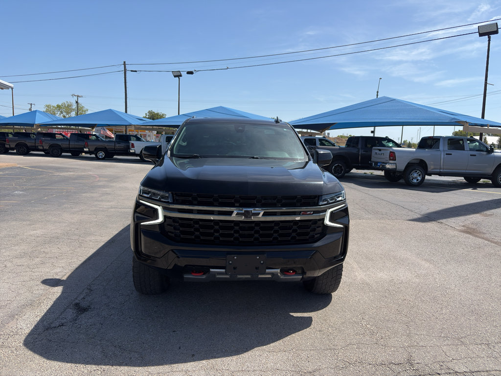 Used 2021 Chevrolet Suburban Z71 AWD/4WD image 2