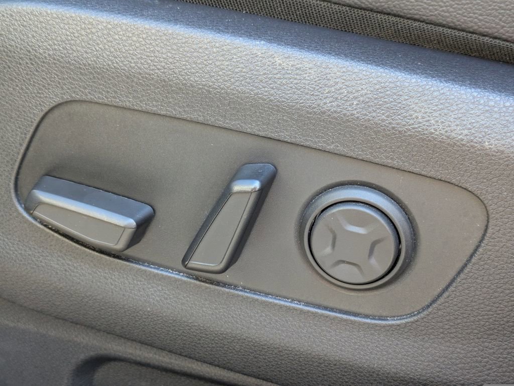 Used 2024 Kia Carnival SX Prestige image 22