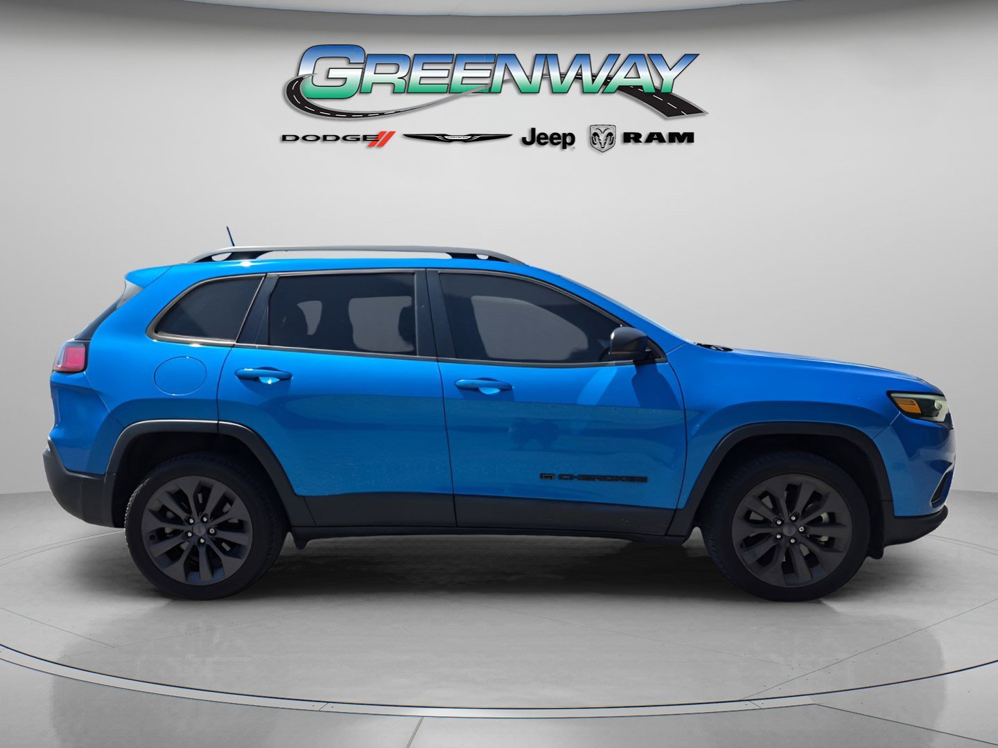 Used 2021 Jeep Cherokee Latitude Lux 80th Anniv w/ Quick Order Package 26U 80TH FWD image 4