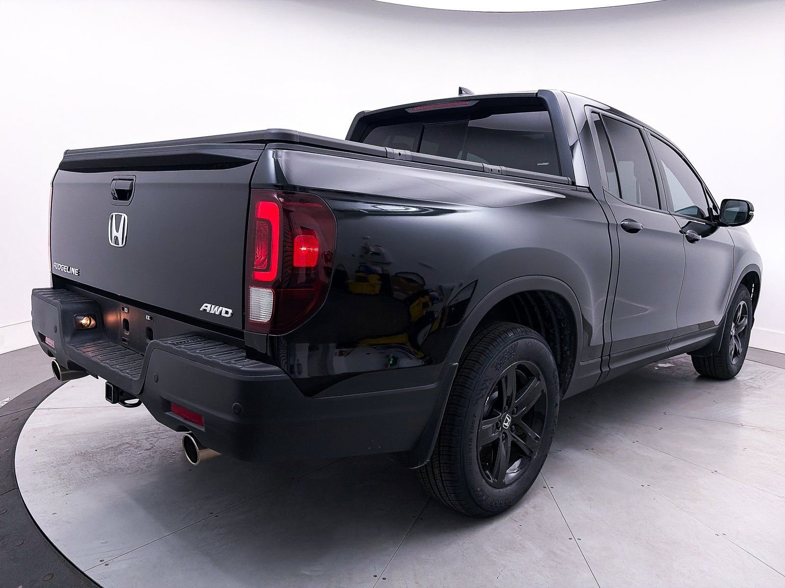Used 2023 Honda Ridgeline Black Edition image 16