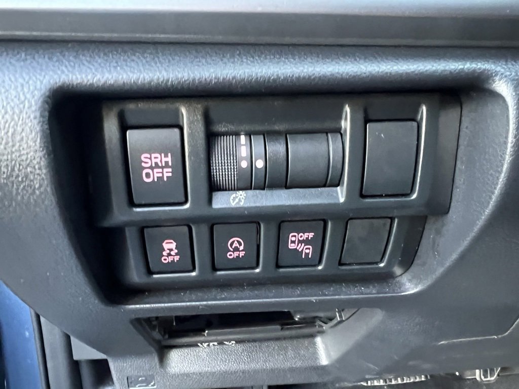 Used 2023 Subaru Crosstrek 2.5i Limited image 11