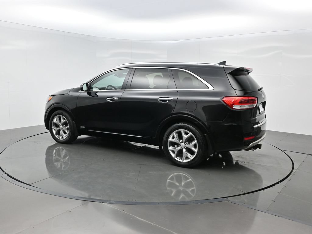 Used 2016 Kia Sorento SX w/ SXL Technology Package AWD/4WD image 3